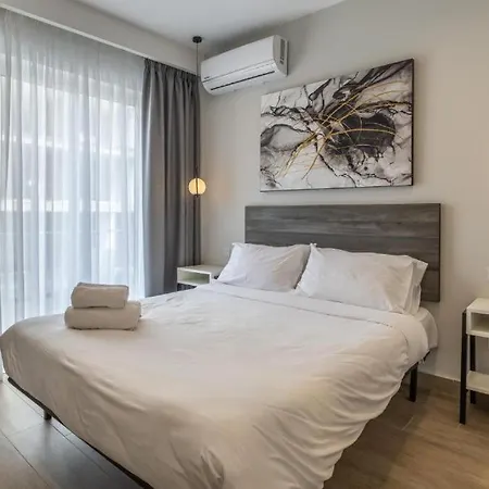 Private 13 At Olo Living Nestled In St Julians ゲストハウス 3*