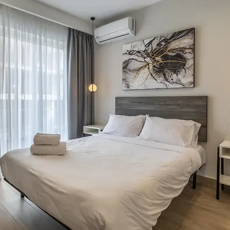 Private 13 At Olo Living Nestled In St Julians